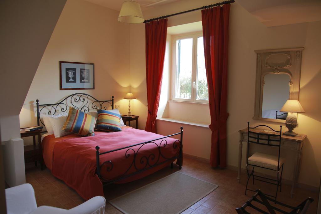 פומזיה Casale Di Tormaggiore Villa And Country Suites מראה חיצוני תמונה