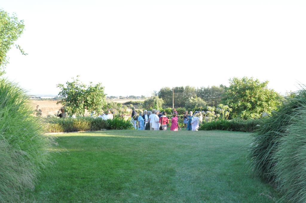 פומזיה Casale Di Tormaggiore Villa And Country Suites מראה חיצוני תמונה